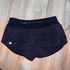 Lululemon short inseam 2.5”